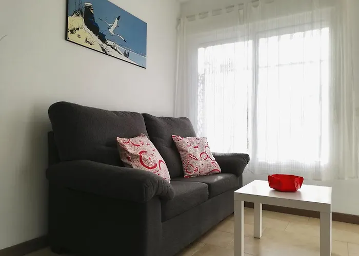 Verdemar With Sea View And Garden Нерха